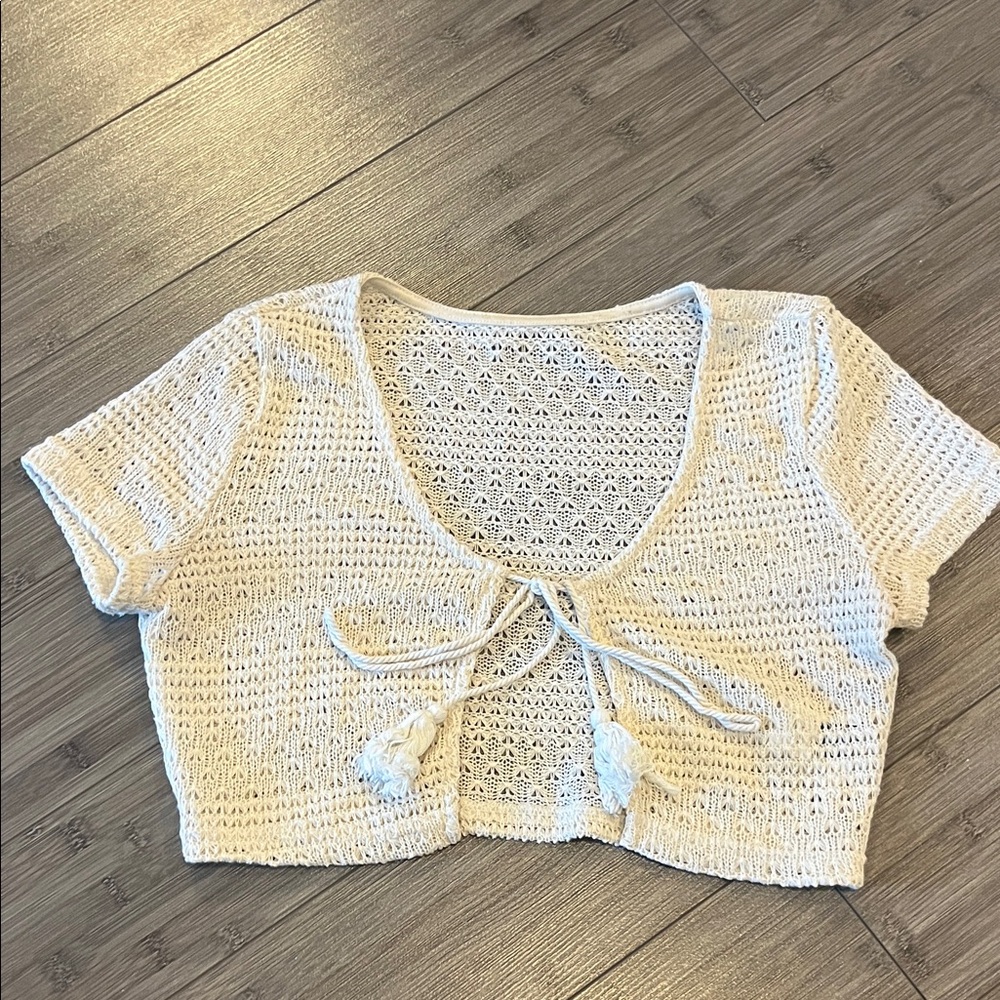 SHEIN White Knit Tie-Front Crop Top